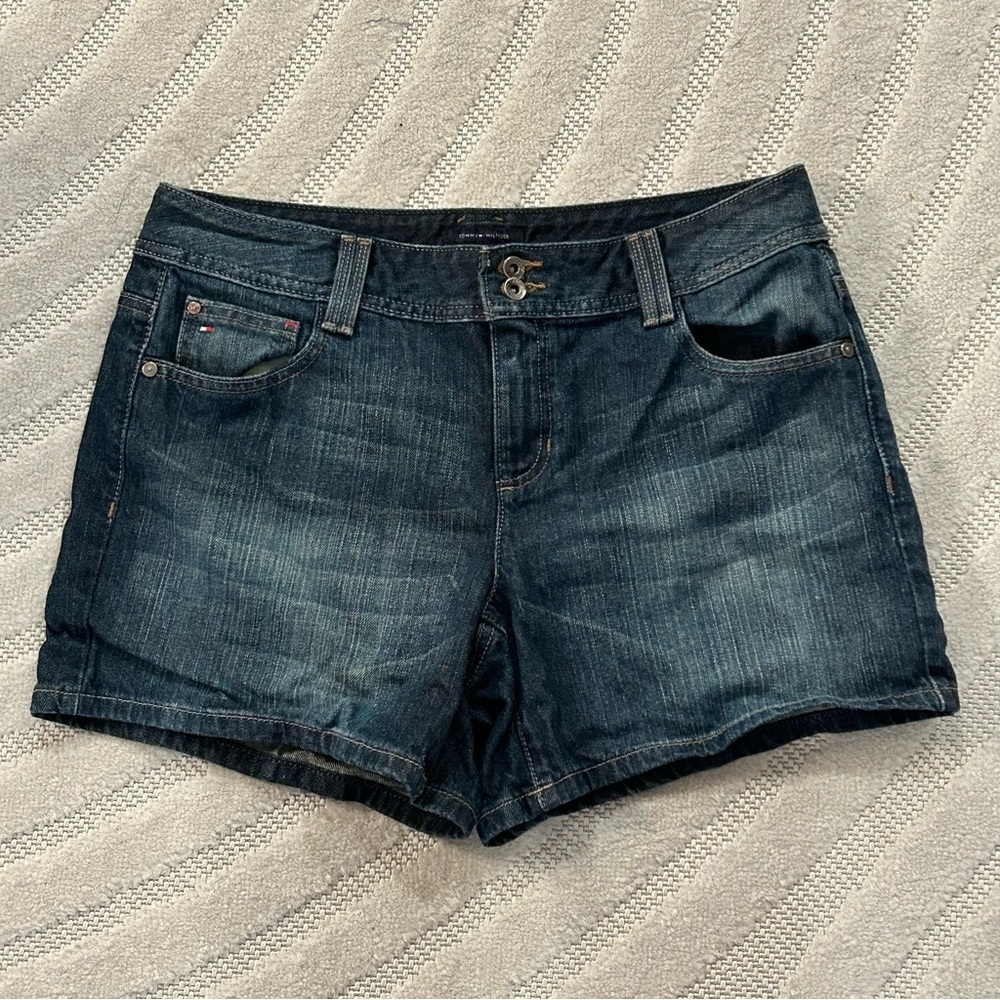 NWOT Tommy Hilfiger Mid-Rise Blue Denim Jean Shorts 5” - Size 10